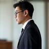 로펌 이OO 변호사 사진